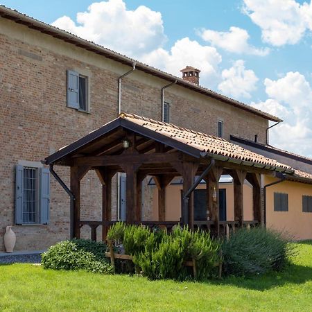 Fermo Della Guazzona Bed & Breakfast Бусето Екстериор снимка